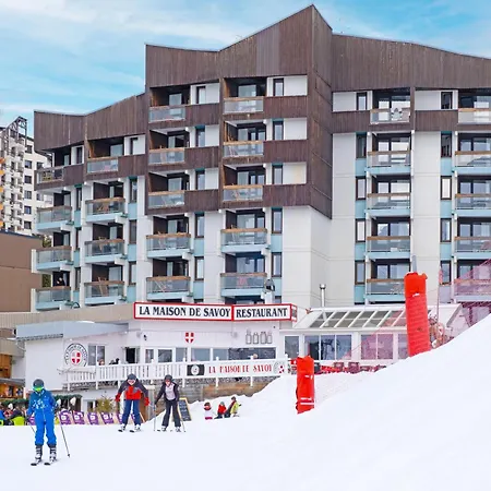 Pierre & Les Combes Hotel apartamentowy 3*