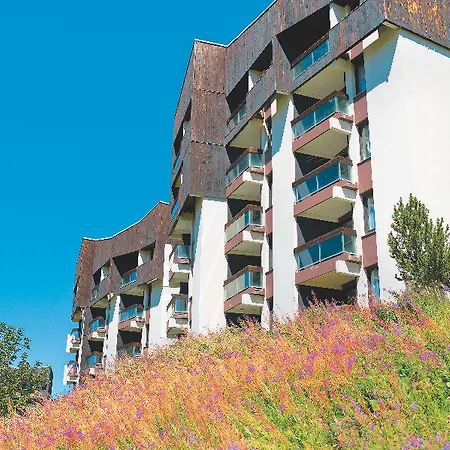 Pierre & Les Combes Hotel apartamentowy