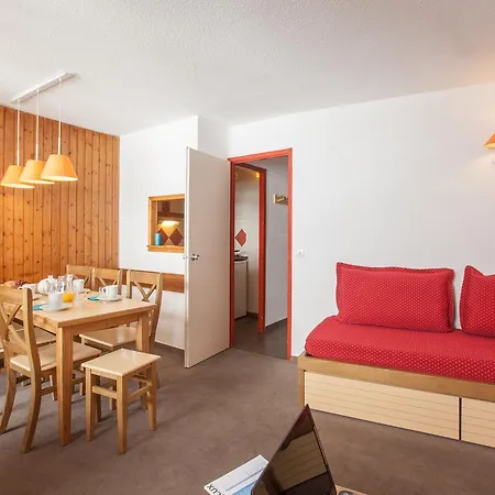 Aparthotel Résidence Pierre&vacances Les Combes 3*