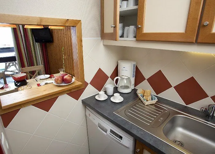 Résidence Pierre&vacances Les Combes Apartahotel 3*