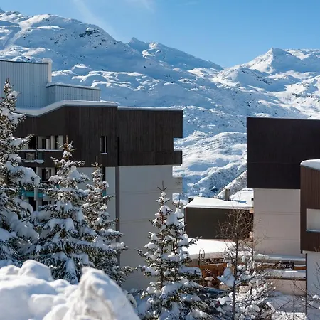 Pierre & Les Combes מלון דירות סן-מרטין-דה-בלוויל